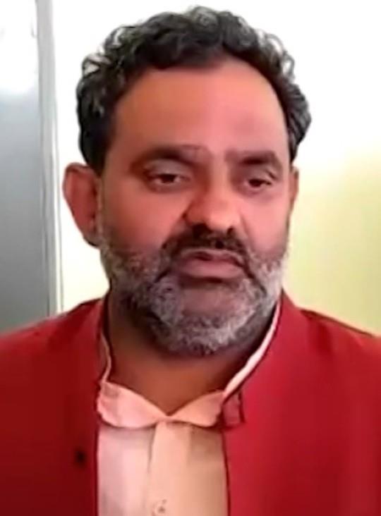 Swami Yateeshwaranand