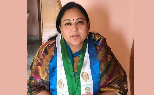 Smt. Reddy Shanthi