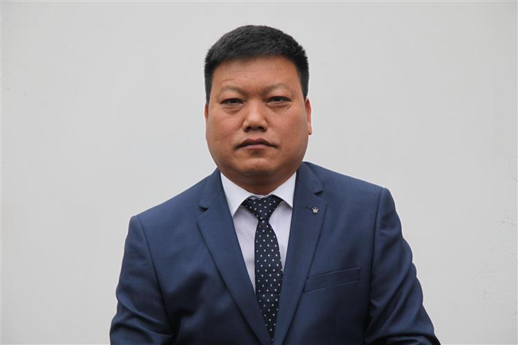 H. Biakzaua