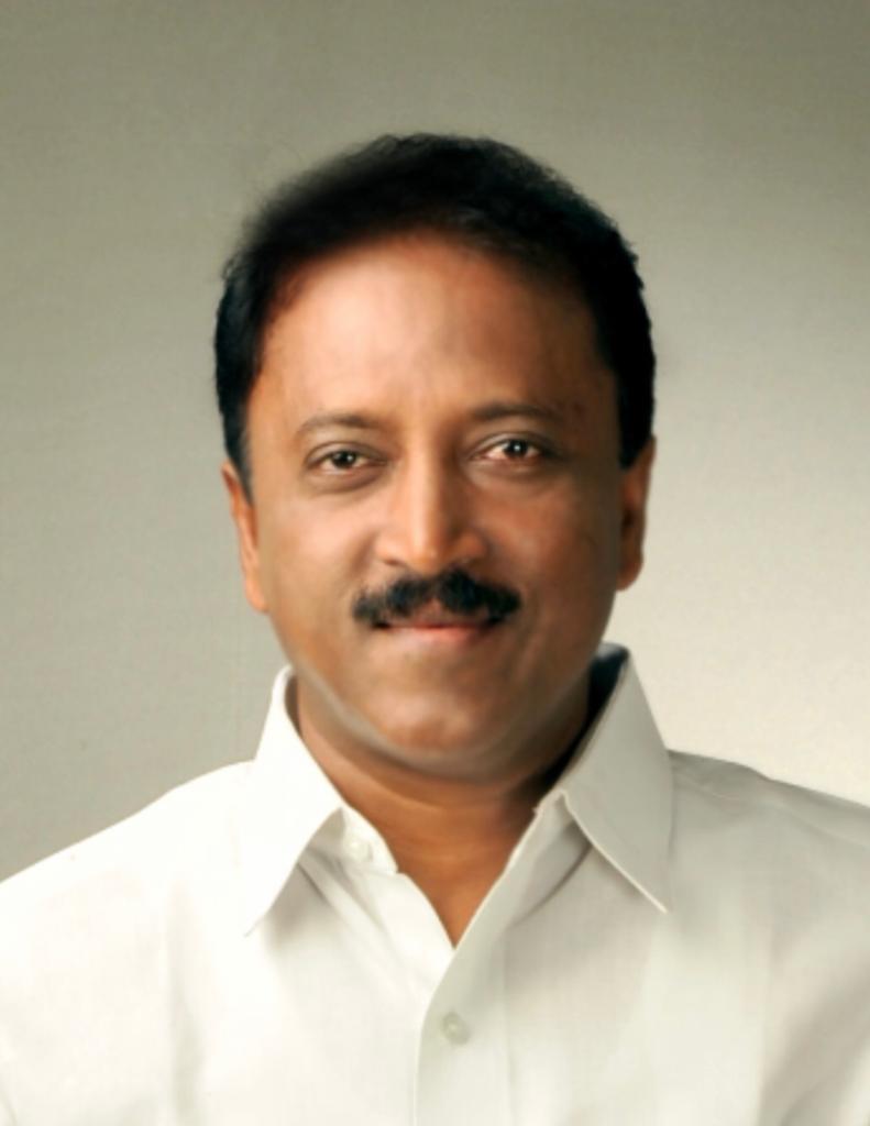 Dr.kumbha Ravibabu